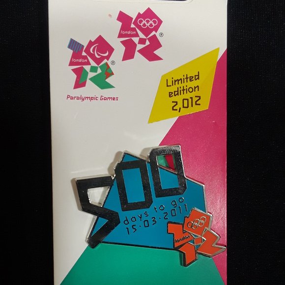 London 2012 Olympic Games 500 Days Countdown Pin - Picture 1 of 2